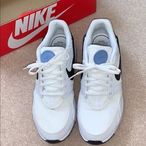 Nike Women’s LD Victory Shoes